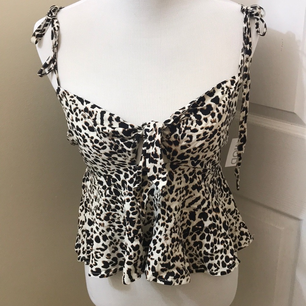 Mod Crop Top Spaghetti Strap Top sz Medium NWT